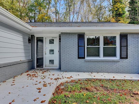 3rd image of 842 Anna Ct