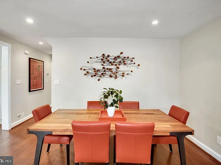 4708 Yuma St NW — Photo 10