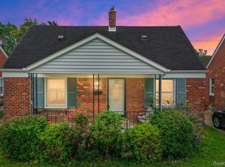 1709 Riverbank St, Lincoln Park, MI 48146