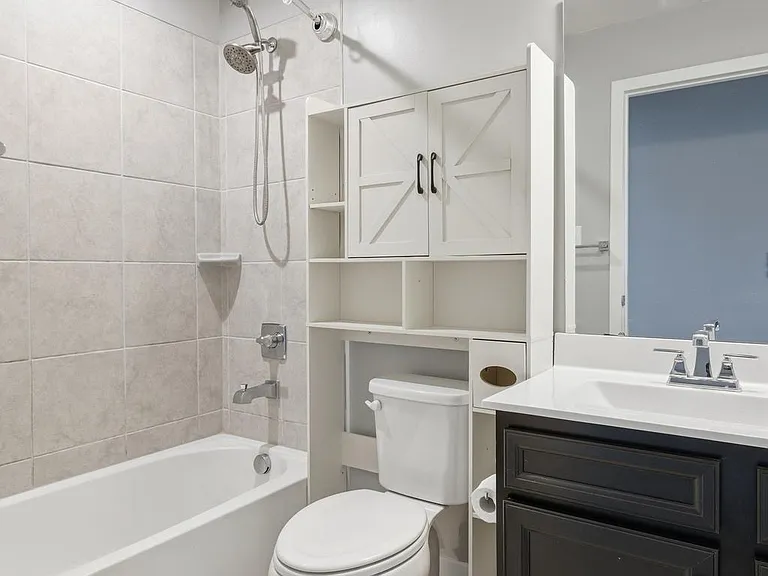529 Swansea Dr — Photo 22