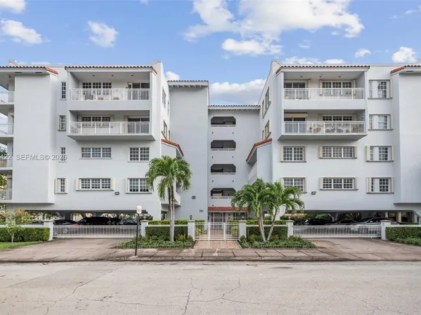 49 Majorca Ave APT 203, Coral Gables, FL 33134