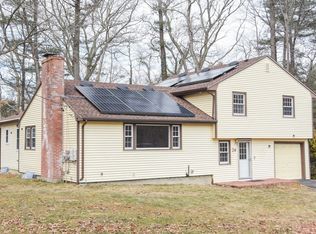 24 Oakwood Rd, Acton, MA 01720