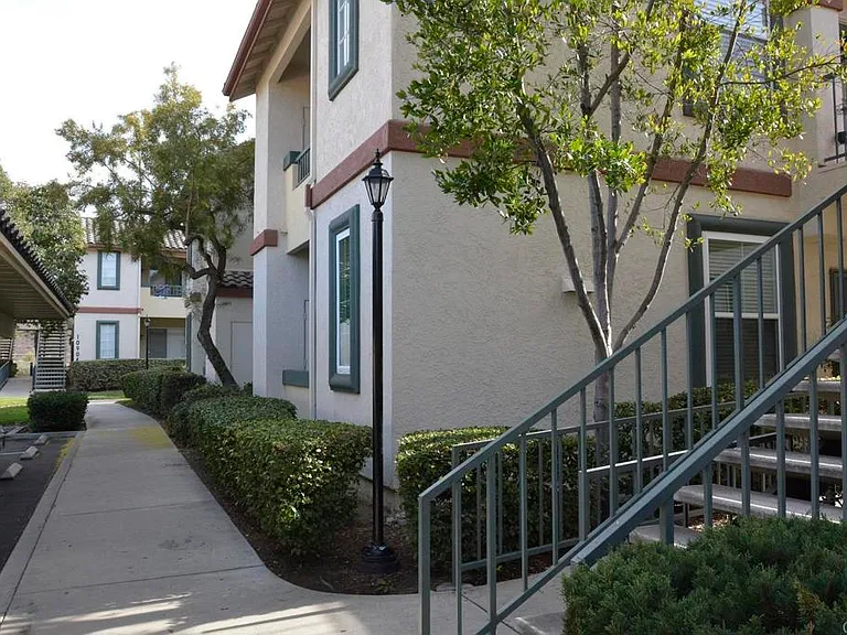 10880 Sabre Hill Dr #298 — Photo 27