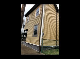 145 Comrie Ave, Braddock, PA 15104
