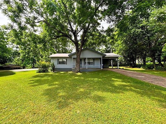 3rd image of 12 Tishimingo Dr