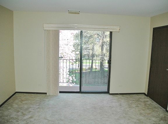 4th image of 1504 S Fairfield Ave APT 15B