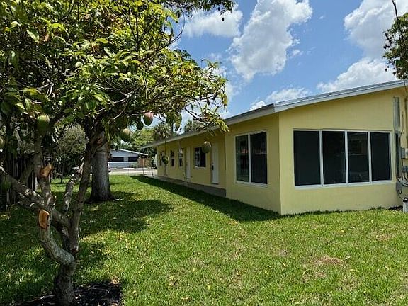 4th image of 1040 SW 30th Street #1-3