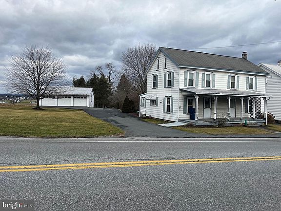 2nd image of 1563 Main St