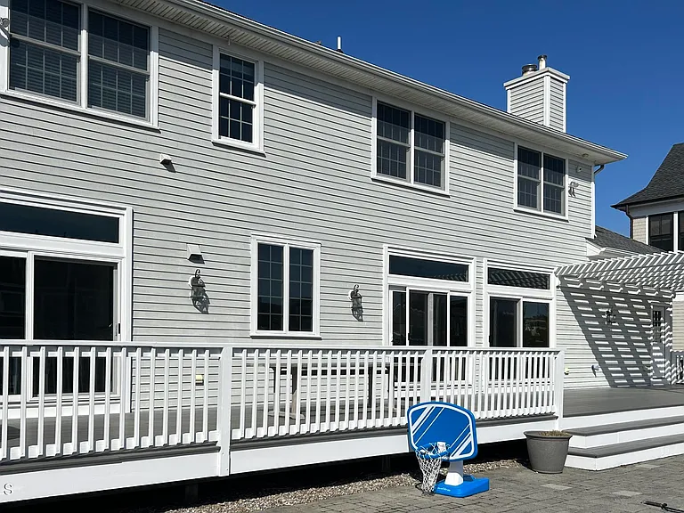 206 Pointe Dr — Photo 21