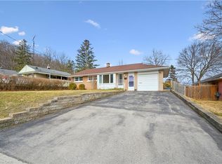 8 Gordon St, Cambridge, ON N1S 2G4