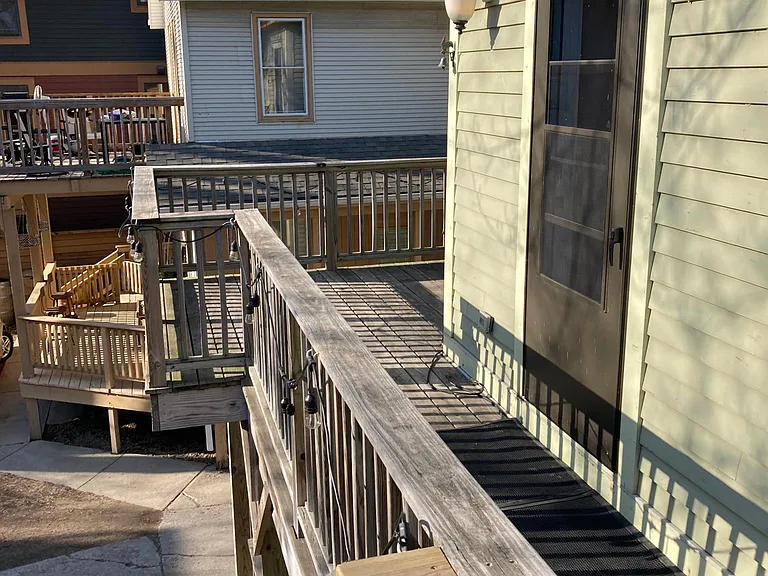 106 N Blount St #2 — Photo 27