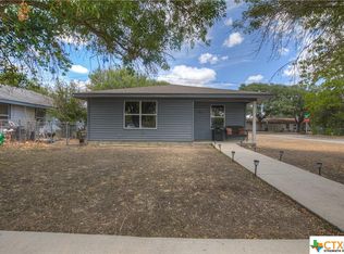 738 Elley St, Seguin, TX 78155