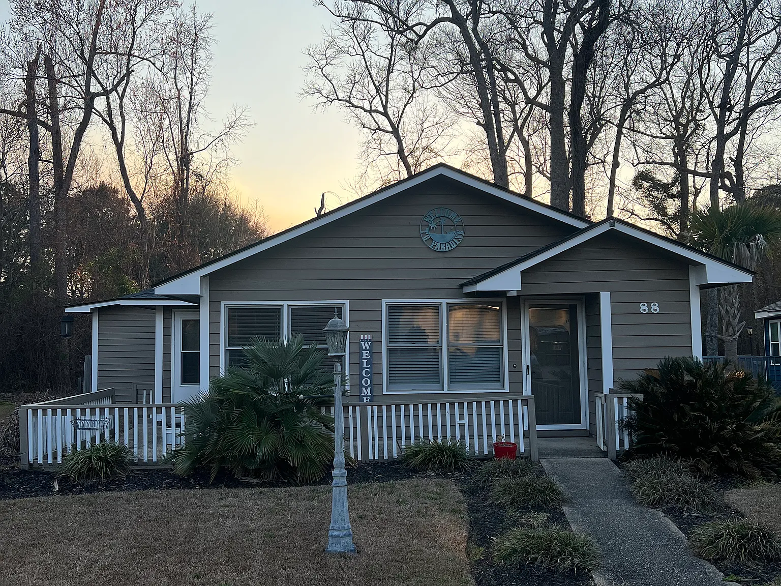 88 Channing Dr — Photo 1