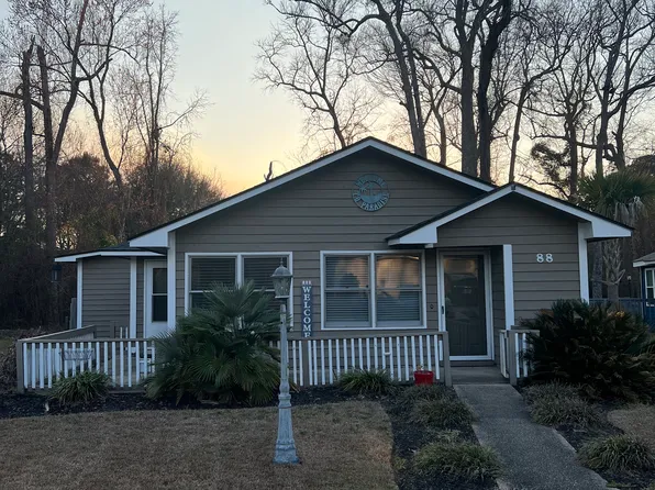 88 Channing Dr, Little River, SC 29566