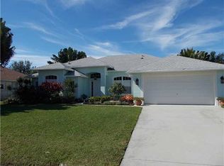 2841 SE Rawlings Rd, Port Saint Lucie, FL 34952
