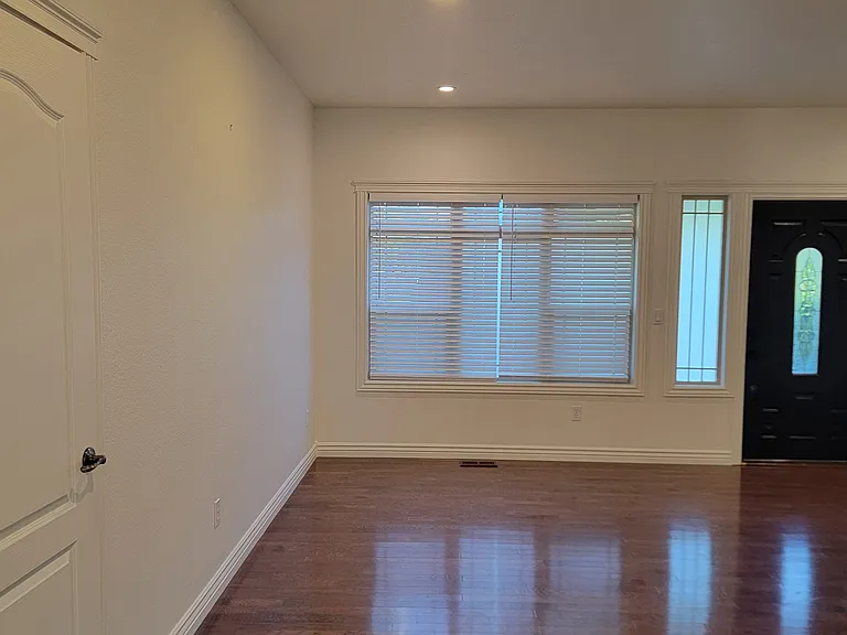 2880 W Ravenna St — Photo 89
