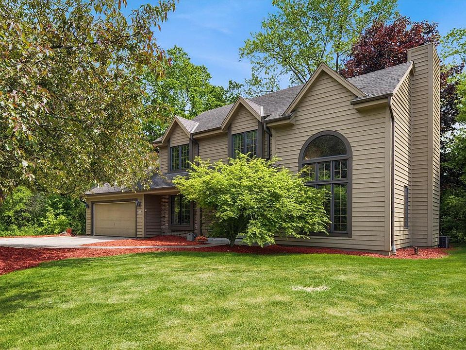 1st image of 5321 W Woodland DRIVE