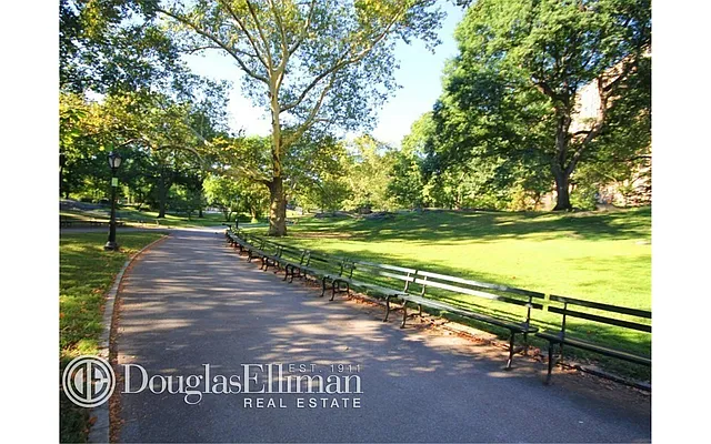 Sold by Douglas Elliman | media 14