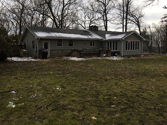 4th image of 417 Dogwood Ln