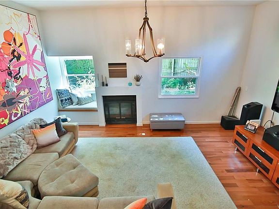 4th image of 605 Bird Ave #B