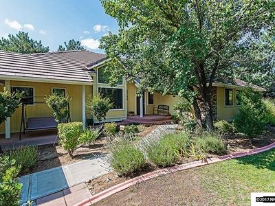 5785 Lone Horse Dr, Reno, NV, 89502