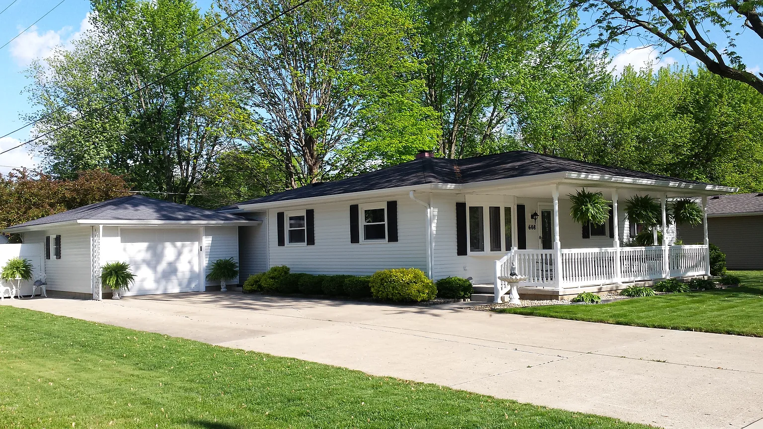 608 Parke Ave photo 1