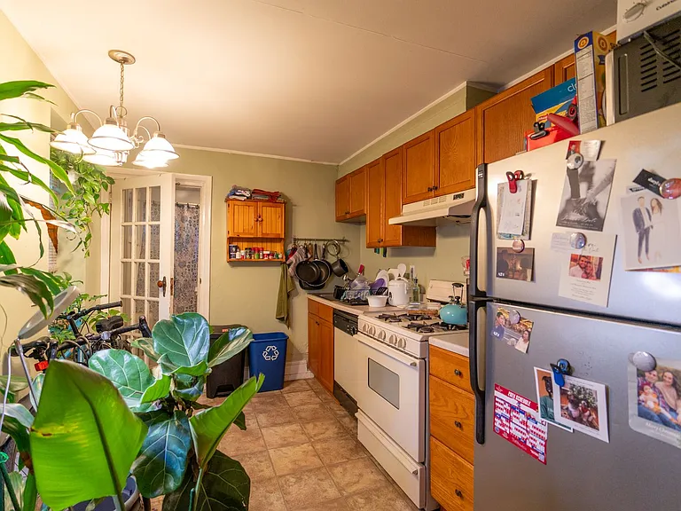 318 Manton St #1 — Photo 2