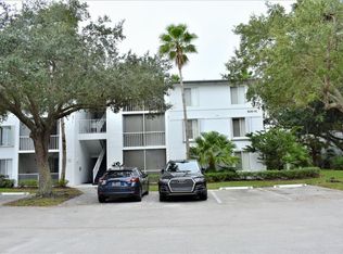 2502 SE Anchorage Cv APT D-3, Port Saint Lucie, FL 34952