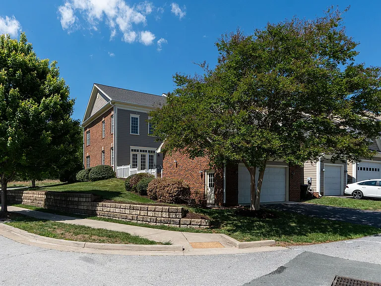1509 Old Trail Dr — Photo 42