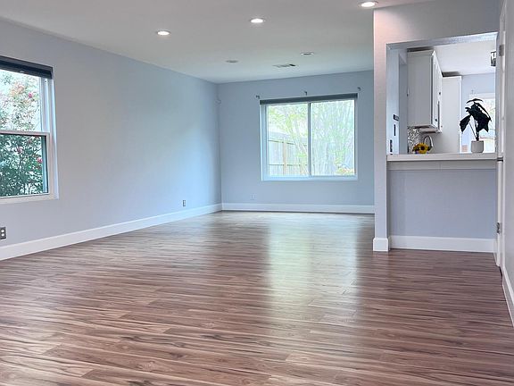 3rd image of 9514 Dalewood Dr