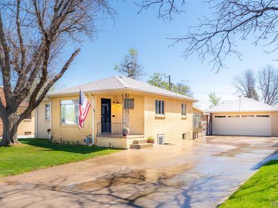 2548 S Zurich Court, Denver, CO, 80219