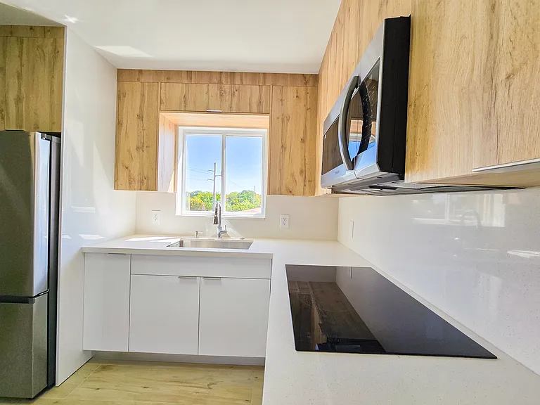 2921 SW 10th St #38 — Photo 6