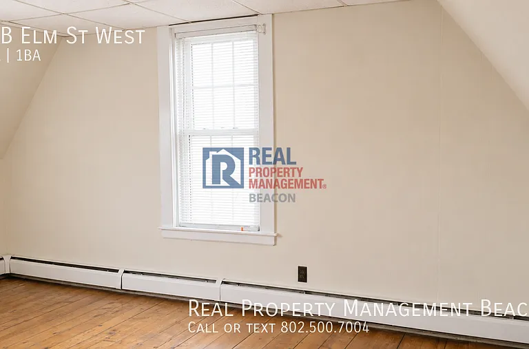 14B Elm St W — Photo 9