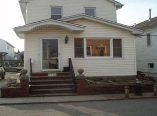 9950 Davenport Ct, Jamaica, NY 11414