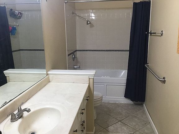 Main floor bathroom