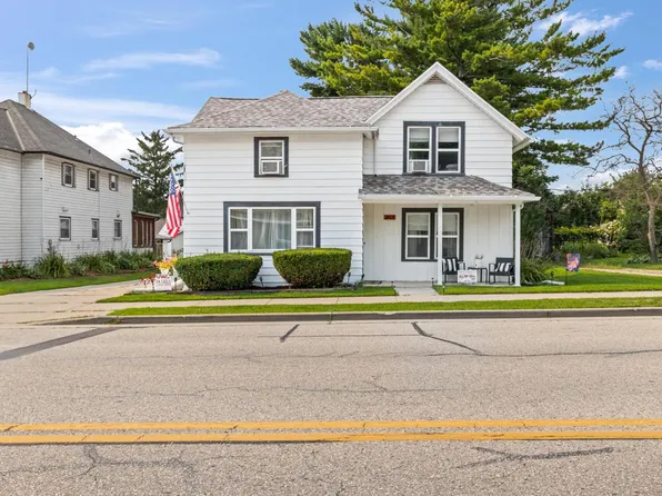 213 Kettle Moraine DRIVE S S, Slinger, WI 53086