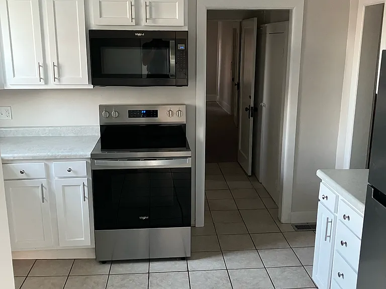 635 N Washington St — Photo 5