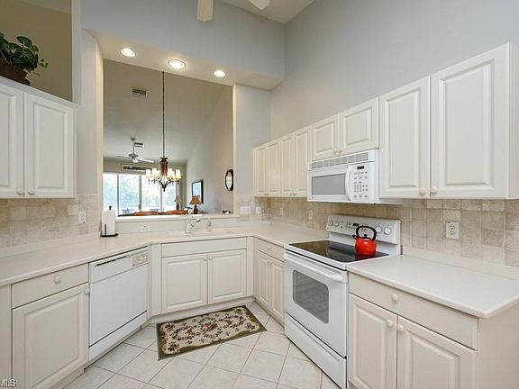 5th image of 8080 Sanctuary Dr Unit 1