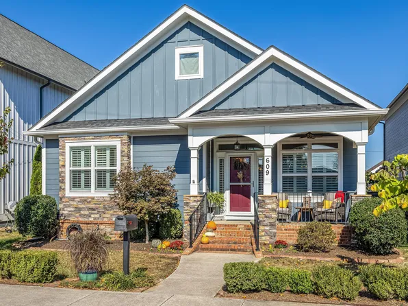 609 E 16th St, Chattanooga, TN 37408