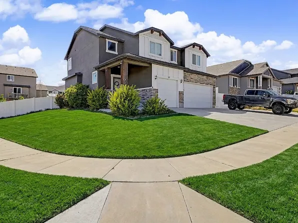 63 E Blue Heron Dr, Saratoga Springs, UT 84045