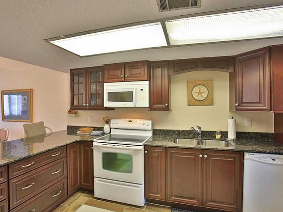 3rd image of 3501 S Atlantic Ave #3070