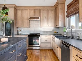 420 Nicholson St, Charlottesville, VA 22901