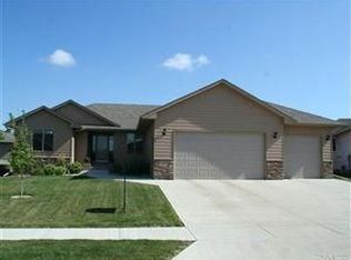 4304 S Buttercup Trl, Sioux Falls, SD 57110