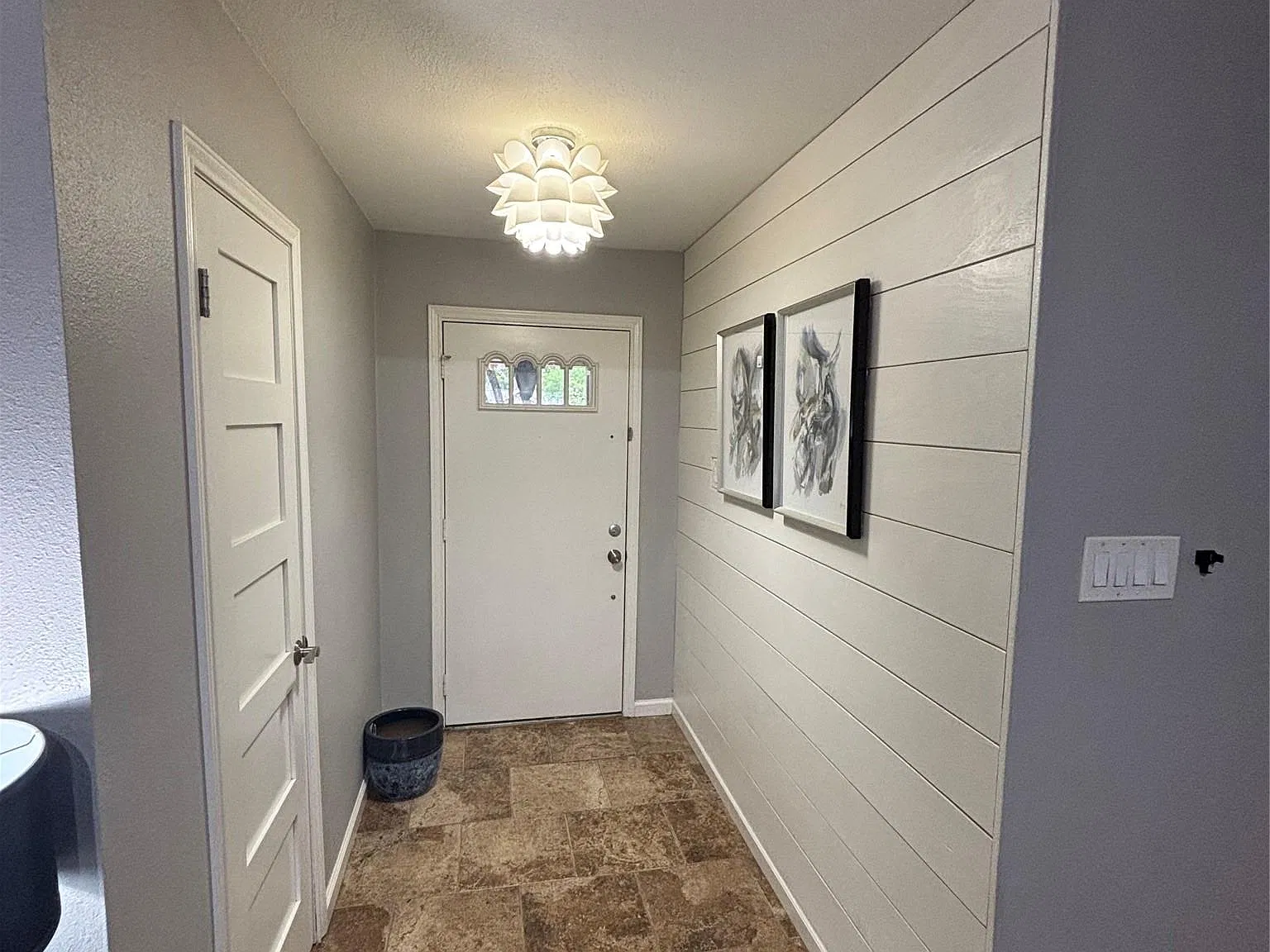 3 bed, 2.0 bath, 1786 sqft, $2,495 — Photo 4