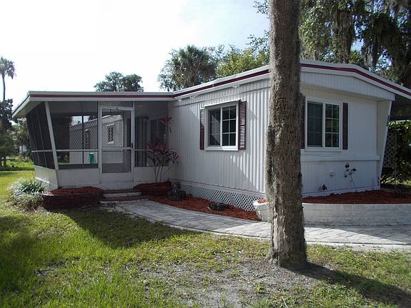2nd image of 31 Royal Palm Cir