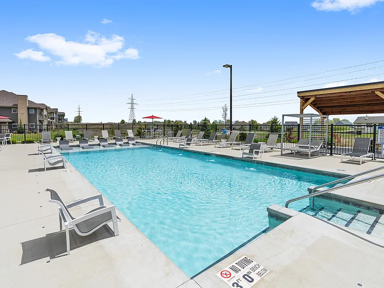 High Bluff Sparkling Outdoor Heated Pool