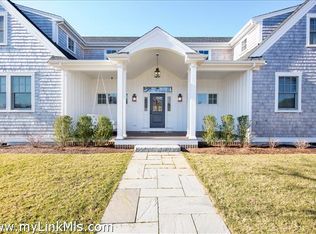 14 Puwal Ln, Edgartown, MA 02539
