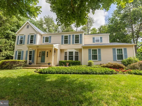 331 Sheringham Dr, Hockessin, DE 19707