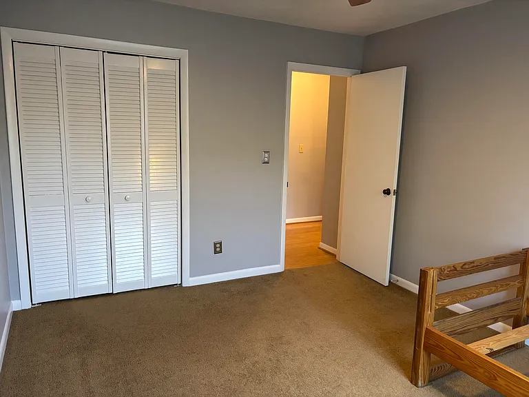 3552 Londonderry Ln — Photo 8