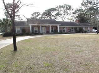 107 Fairway Dr, Moultrie, GA 31768